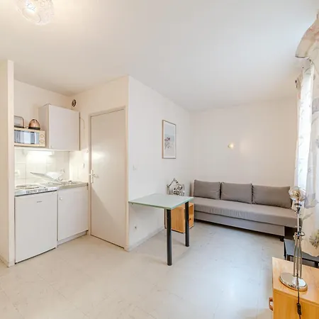 아파트 Cosy For 2 People In Croix Rousse Ivry